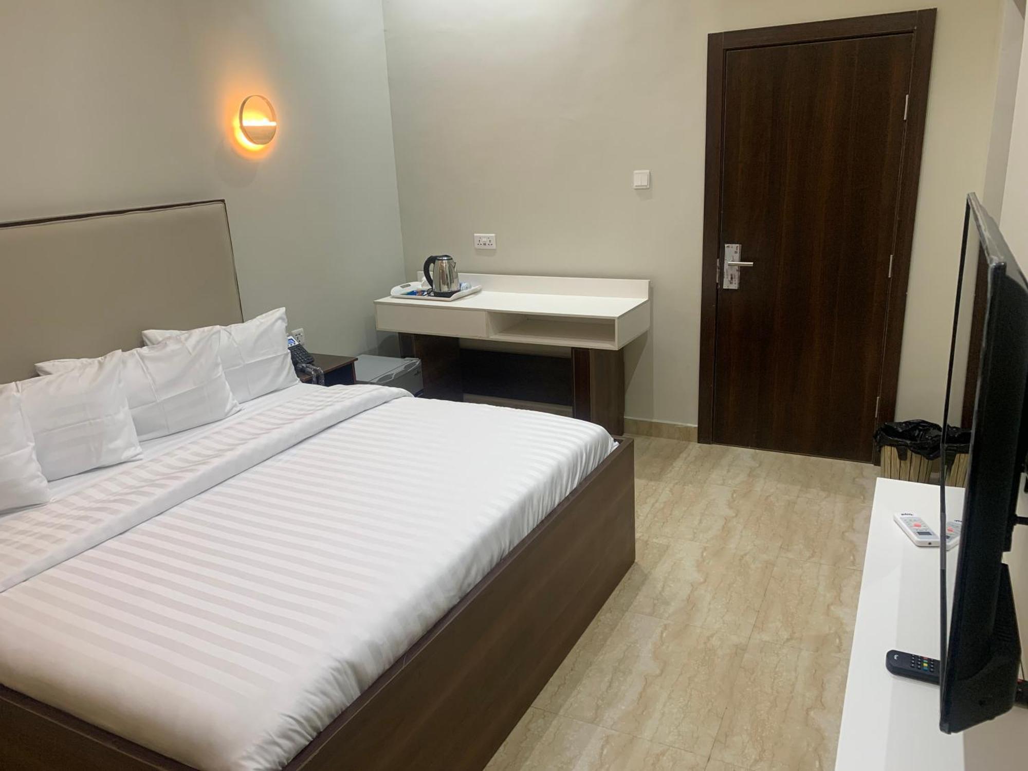 Greywood Hotel And Apartments Ikeja Dış mekan fotoğraf