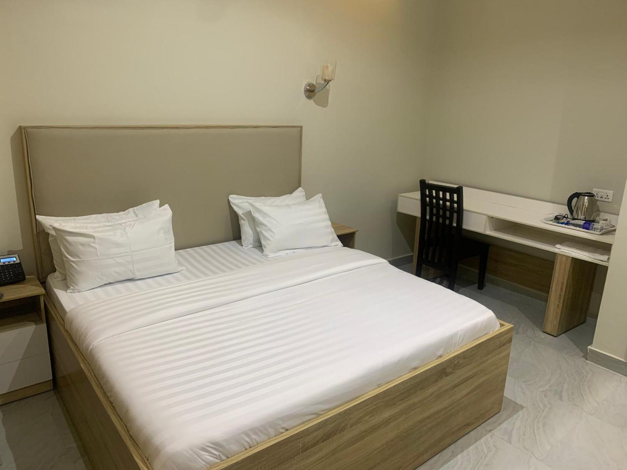 Greywood Hotel And Apartments Ikeja Dış mekan fotoğraf