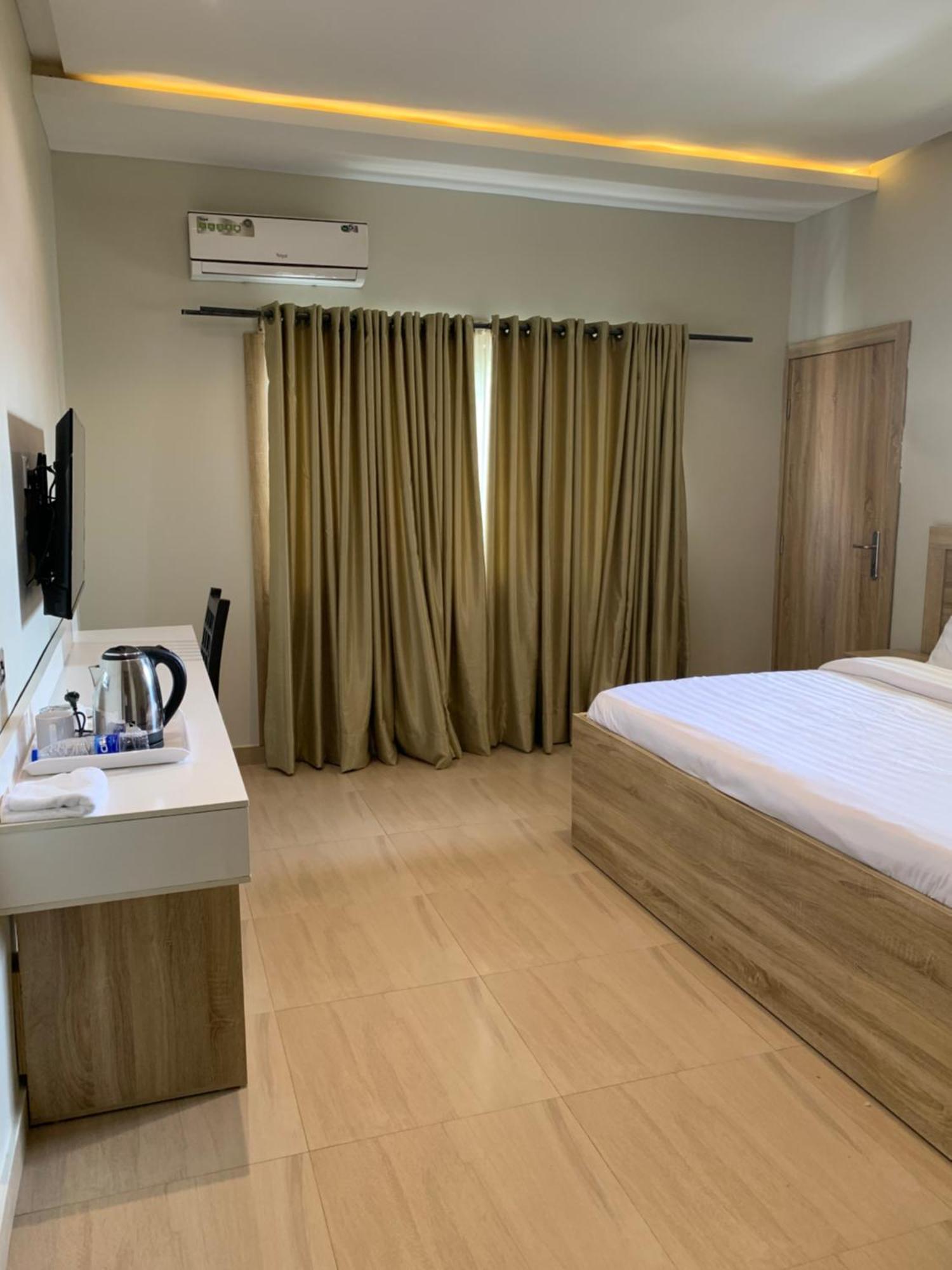 Greywood Hotel And Apartments Ikeja Dış mekan fotoğraf