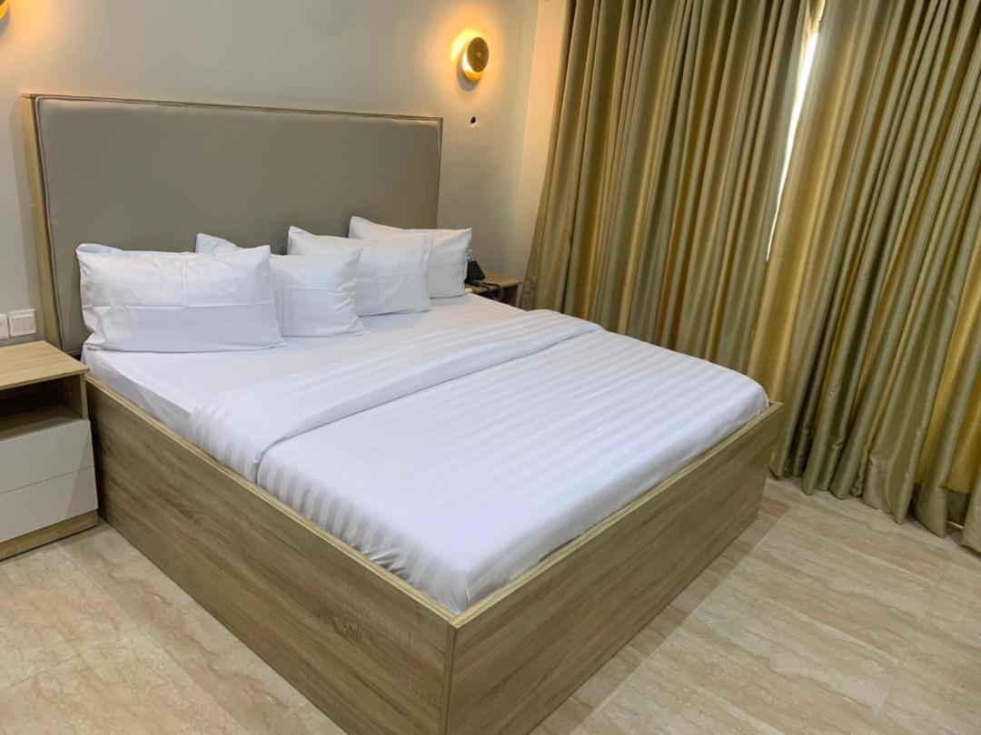 Greywood Hotel And Apartments Ikeja Dış mekan fotoğraf